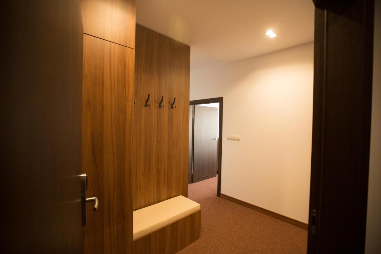 Hotel Rubin Stara Blotnica Exteriör bild